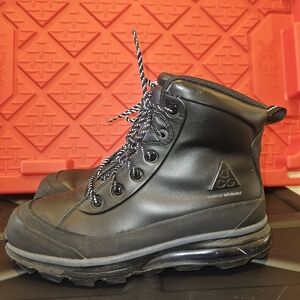Nike ACG Men's Black Watershield Boots